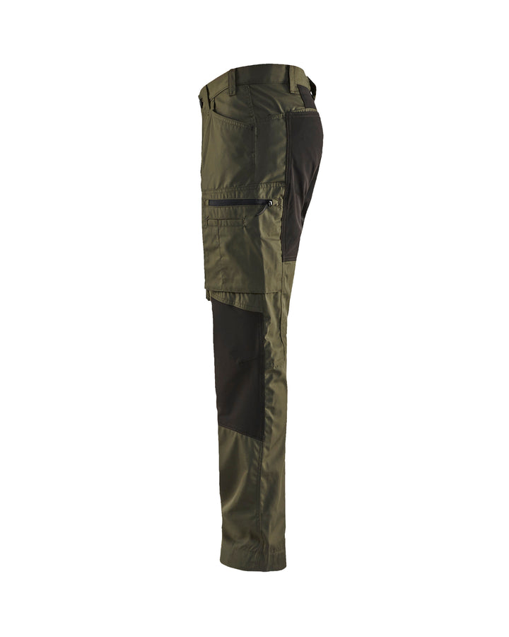 #color_dark-olive-green-black