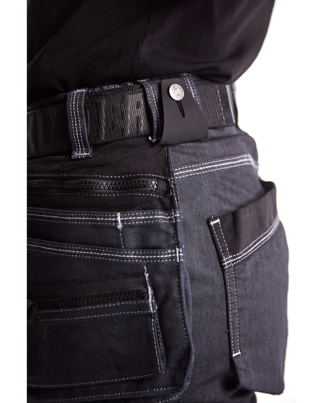#color_navy-blue-black