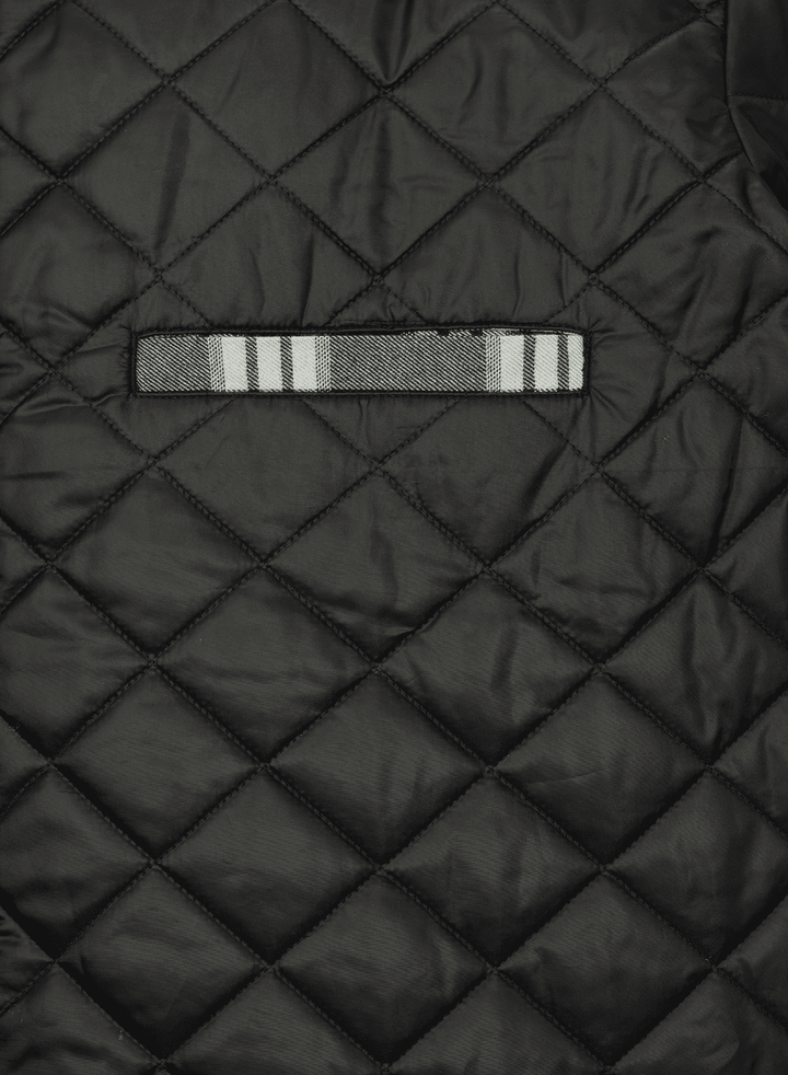 #color_black-grey-plaid